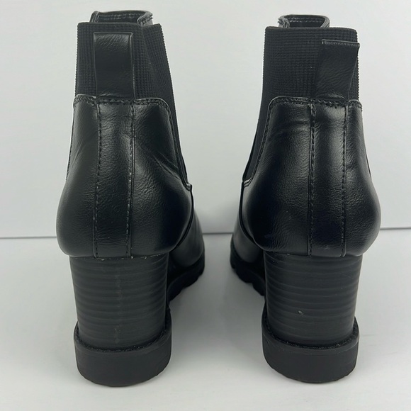Universal Thread Linda Water Repellant Wedge Pull On Boots Black Sz 10 Chelsea - Picture 4 of 15